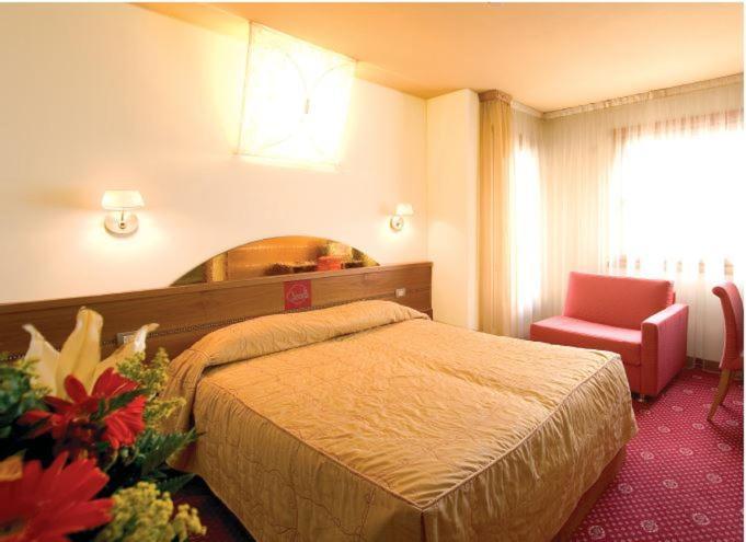 Hotel Ristorante La Casona Feltre Eksteriør billede