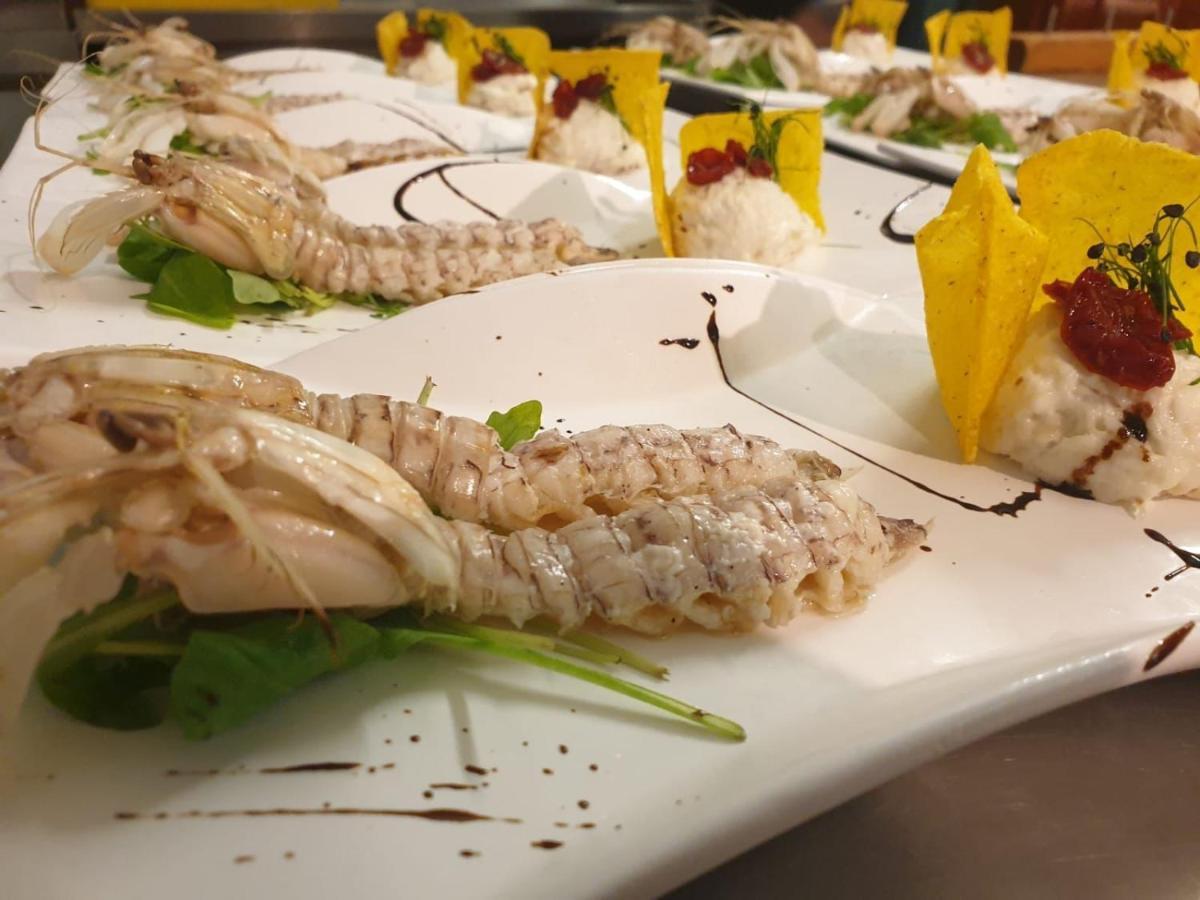 Hotel Ristorante La Casona Feltre Eksteriør billede